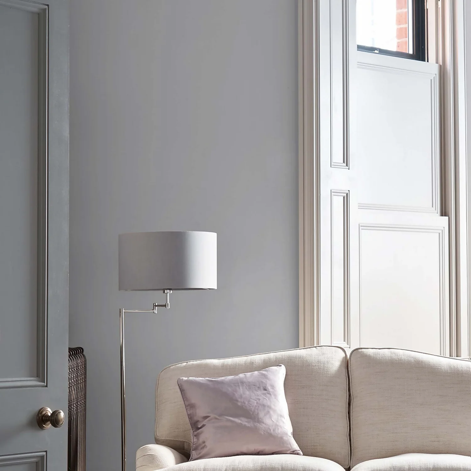 Laura Ashley Eggshell Paint Sugared Grey - 750ml 2 Laura Ashley Eggshell Paint Sugared Grey - 750ml - Image 2